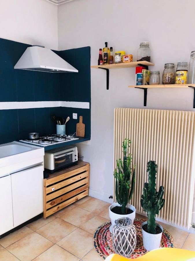 Appartement Cosy En Ville Haute Saint-Flour  Exteriör bild